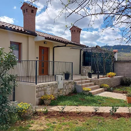 Holiday home Beautiful In Podpican With Kitchen *